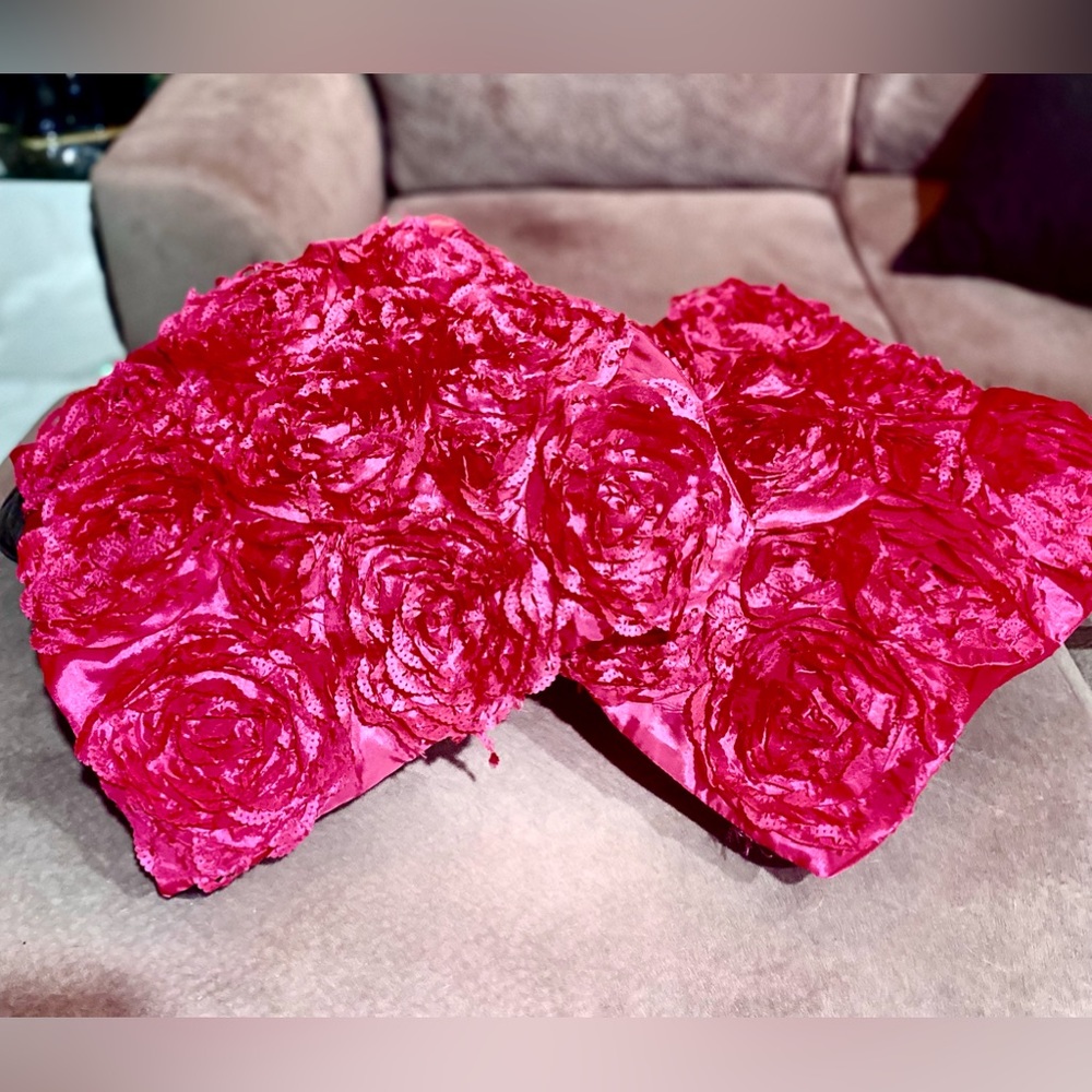 NWOT PiccoCasa 3D Fuchsia Pink Rose decorative throw pillow COVERS 2pcs